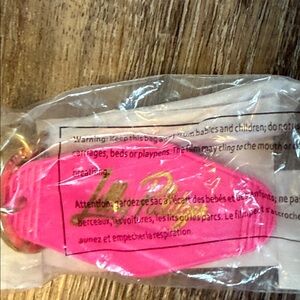 NWT-Lilly Pulitzer Keychain